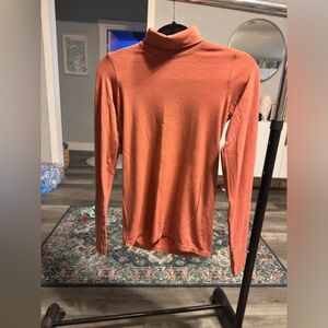 Athleta turtleneck top, size small